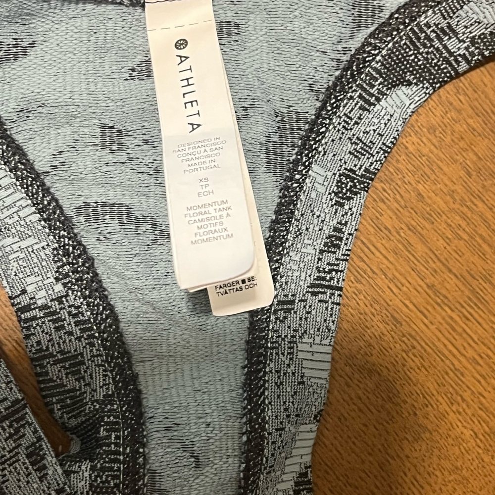Athleta Momentum Women's Tank Top XS - Picture 5 of 5